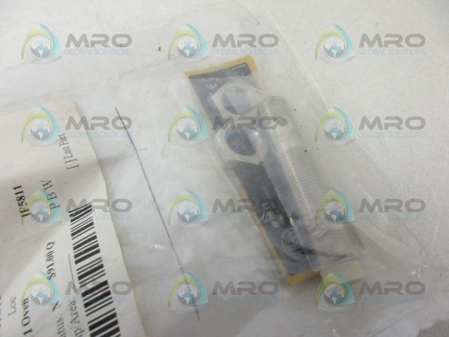 IFM EFECTOR IF5811 INDUCTIVE PROXIMITY SENSOR * NEW IN FACTORY BAG *