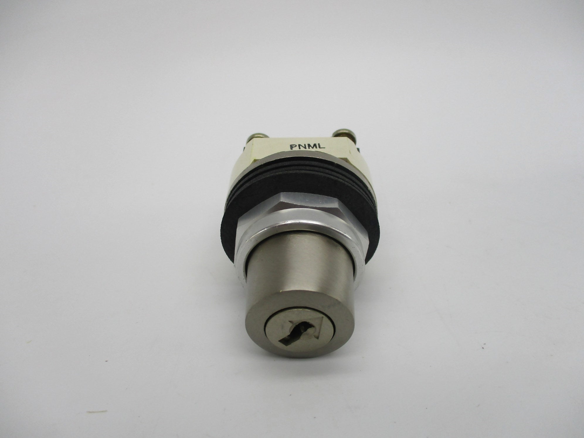 ALLEN BRADLEY 800T-H48D1 SER. T (NO KEY) (BK/YL) NSMP