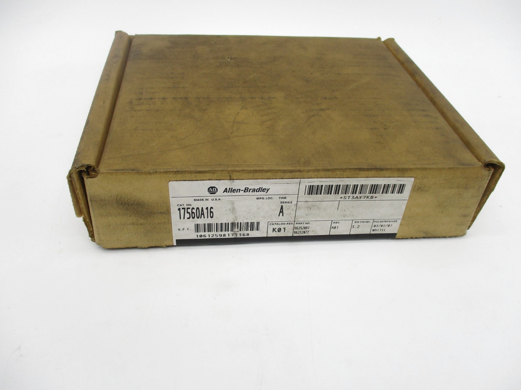 ALLEN BRADLEY 1756-OA16 SER. A F/W 3.2 NSMP