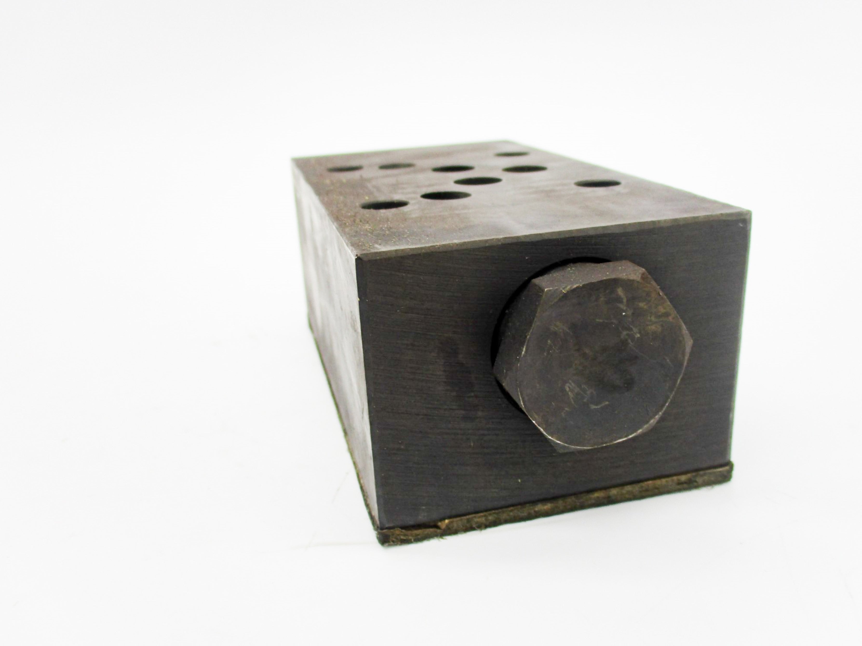 VICKERS DGMFN-5-Y-A2W-30 868883 4570PSI NSNP