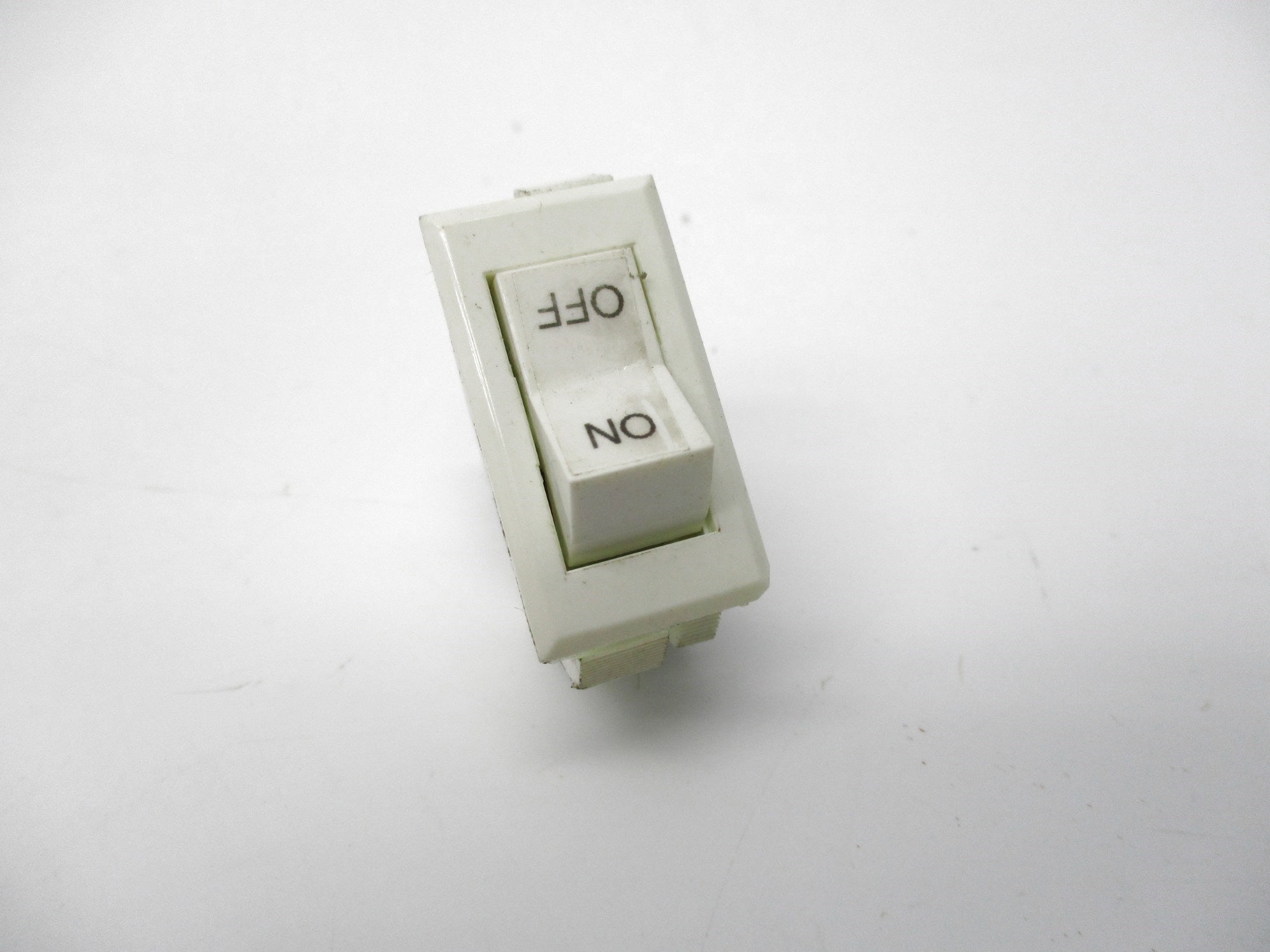 CARLING SWITCH 9411 NSNP