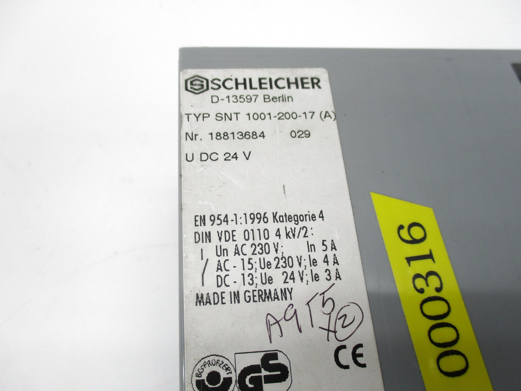 SCHLEICHER SNT1001-200-17  24VDC 5A NSNP