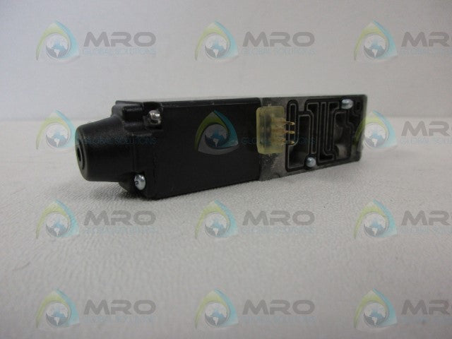NUMATICS 041SA400K000030  SOLENOILD VALVE *USED*