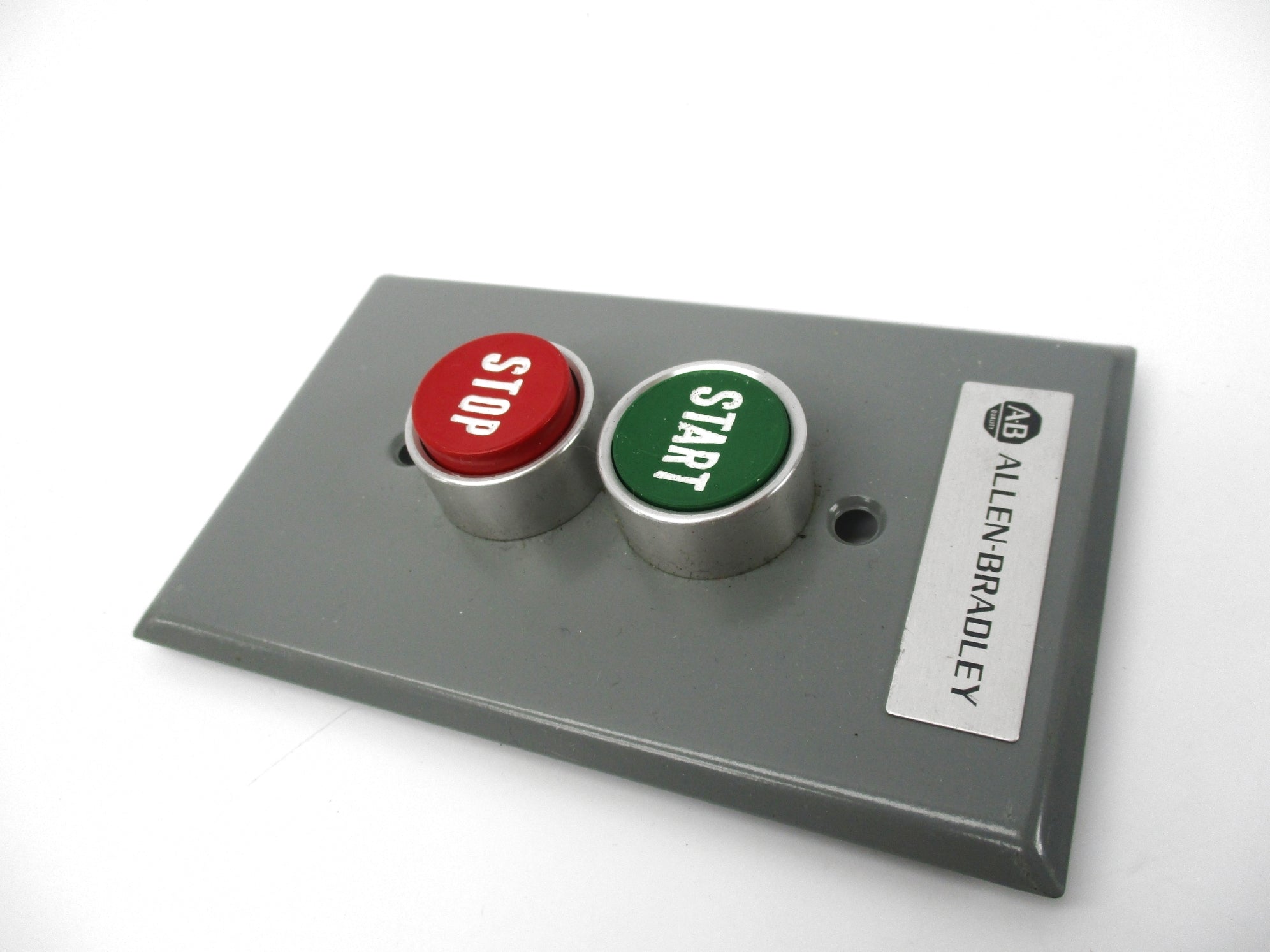 ALLEN BRADLEY 800S-2AS SER. M (AS PICTURED) NSMP