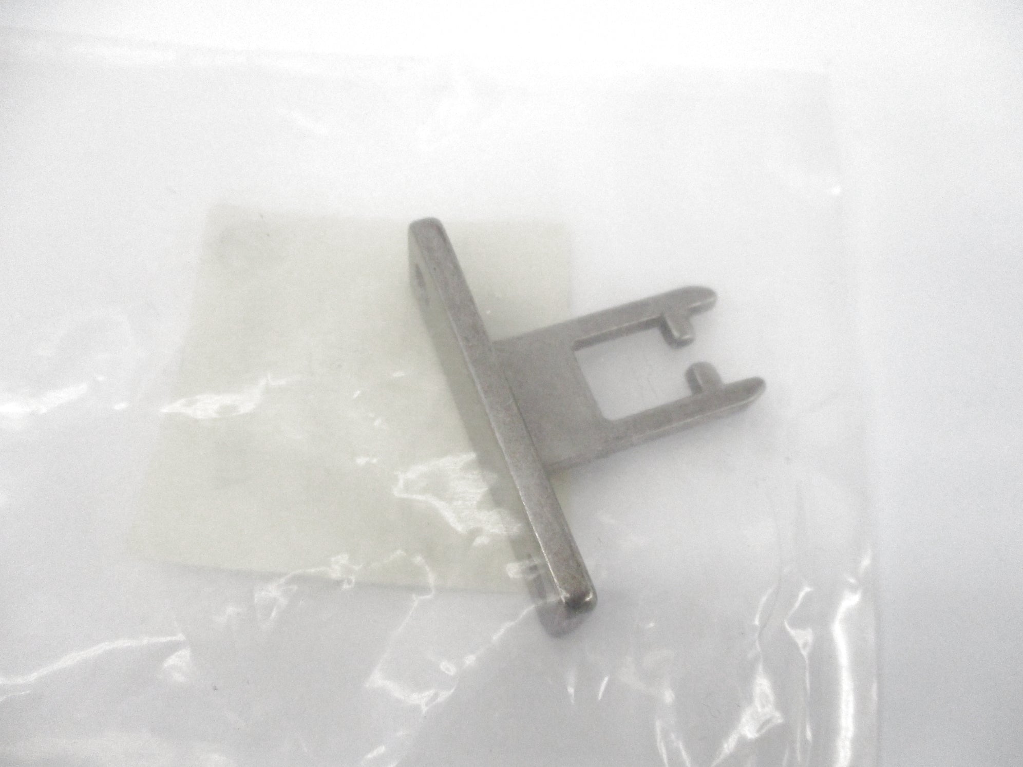 ALLEN BRADLEY 440GA27011 SER. B NSMP