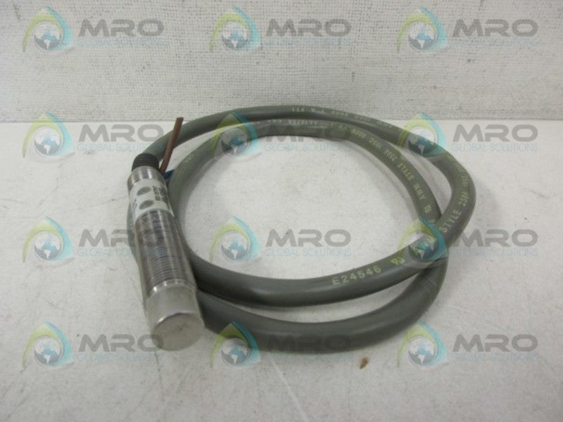 ALLEN BRADLEY 871TM-B4C12-A2 SER.A PROXIMITY SENSOR *USED*