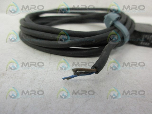 KEYENCE PZ-V31 PHOTOELECTRIC SENSOR *USED*