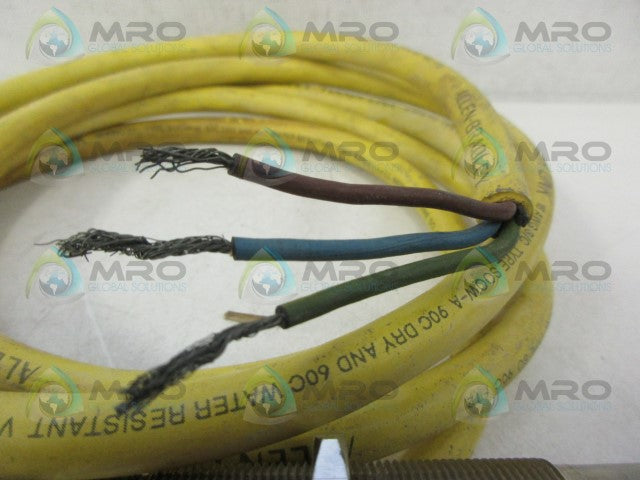ALLEN BRADLEY 871TM-B8N18-H2 SER.A PROXIMITY SENSOR *USED*