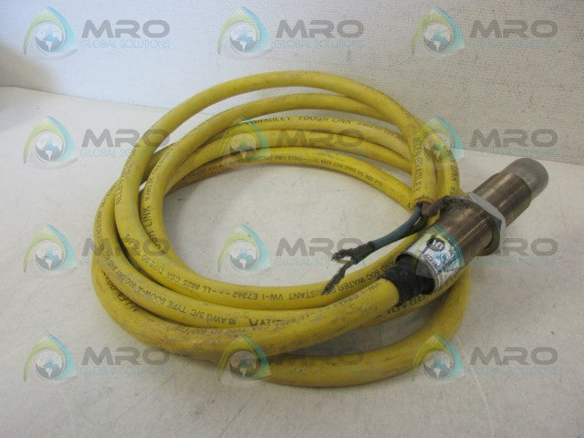 ALLEN BRADLEY 871TM-B8N18-H2 SER.A PROXIMITY SENSOR *USED*