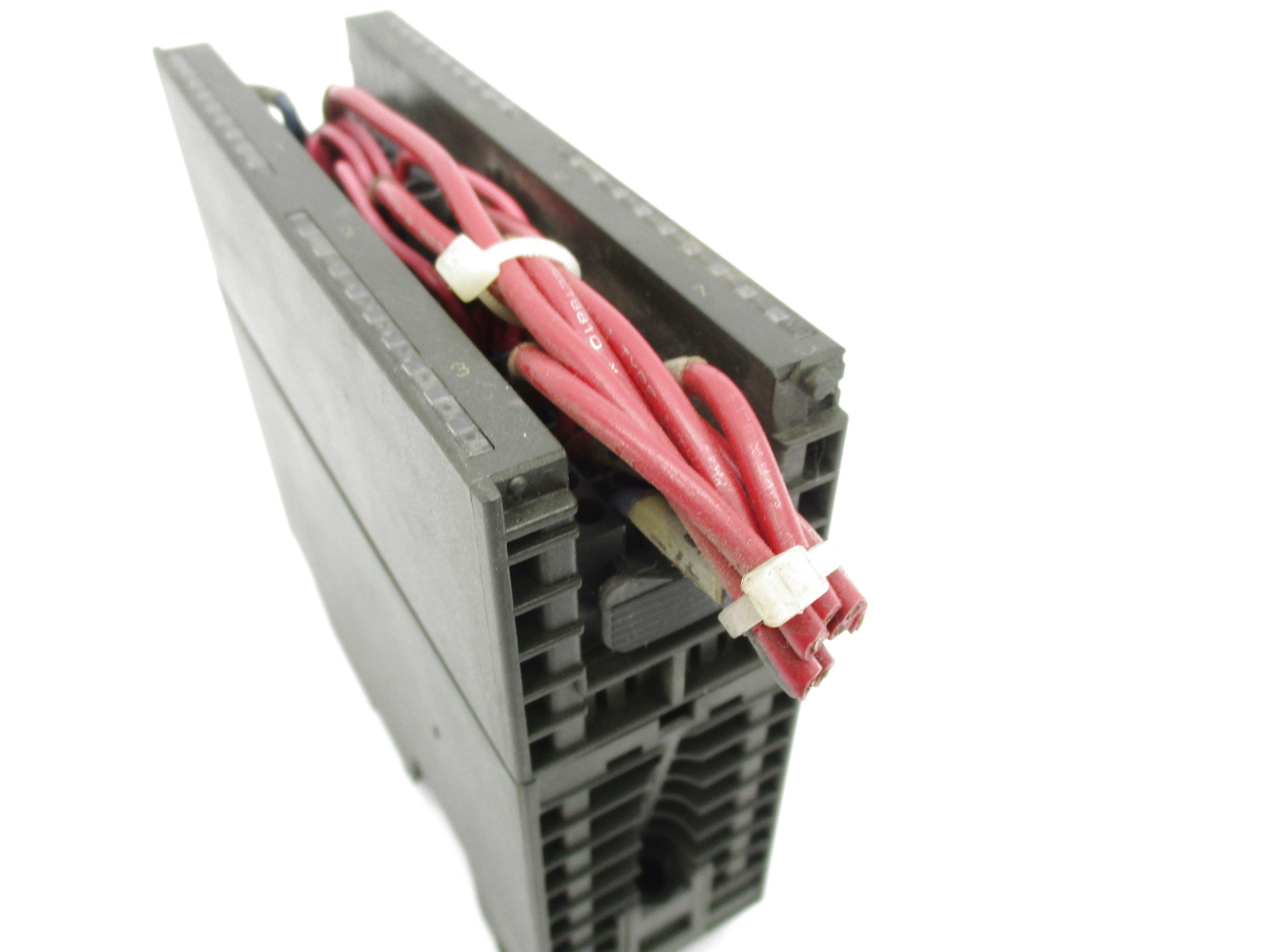 SIEMENS 6ES7322-1HF10-0AA0 (AS PICTURED) UNMP