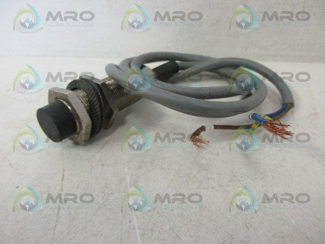 ALLEN BRADLEY 872C-A10N18-A2A PROXIMITY SENSOR *USED*