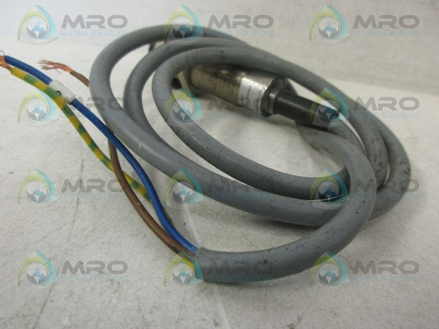 ALLEN BRADLEY 872C-A10N18-A2A PROXIMITY SENSOR *USED*