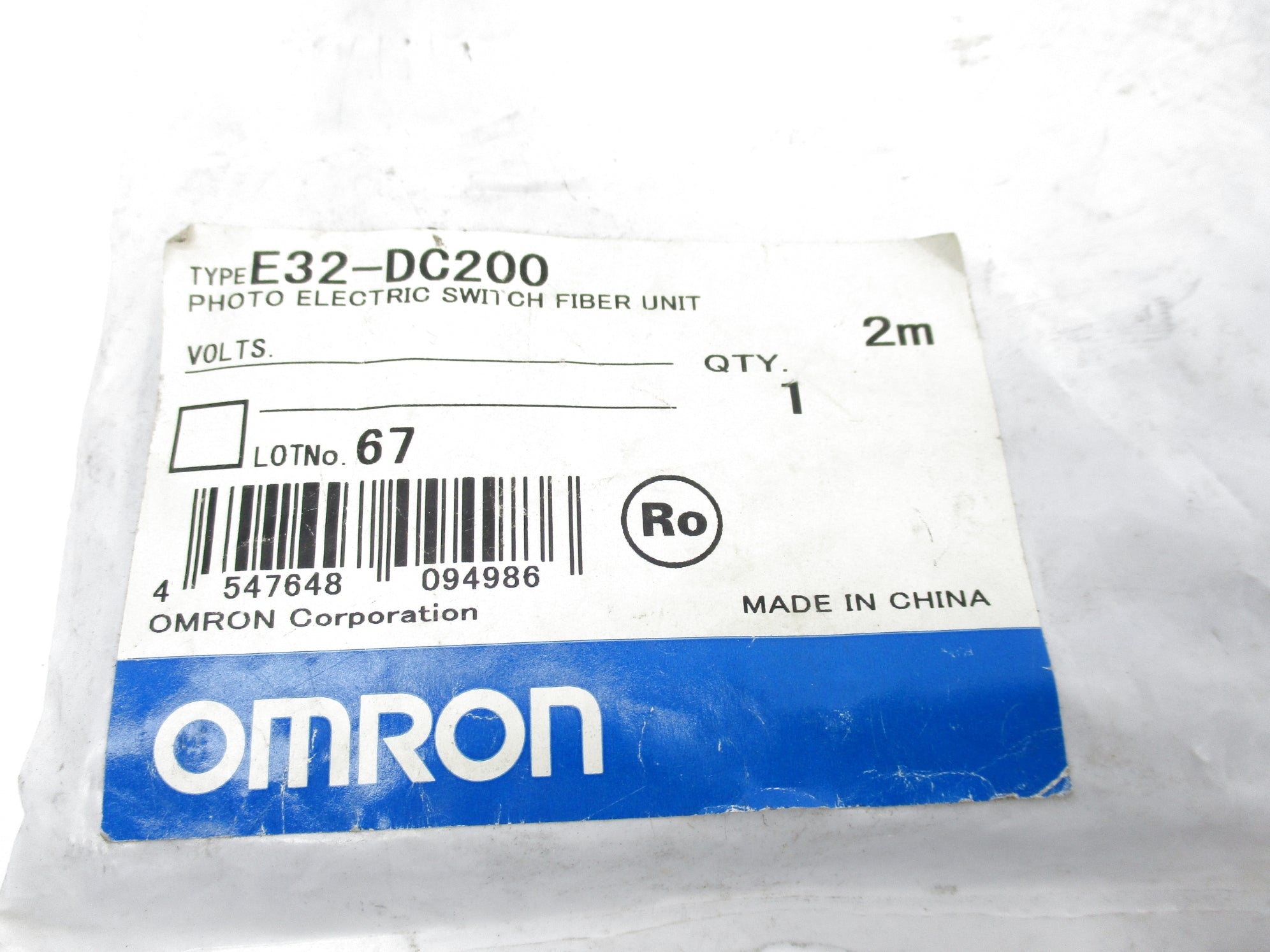 OMRON E32-DC200 12-24VDC 2M NSMP