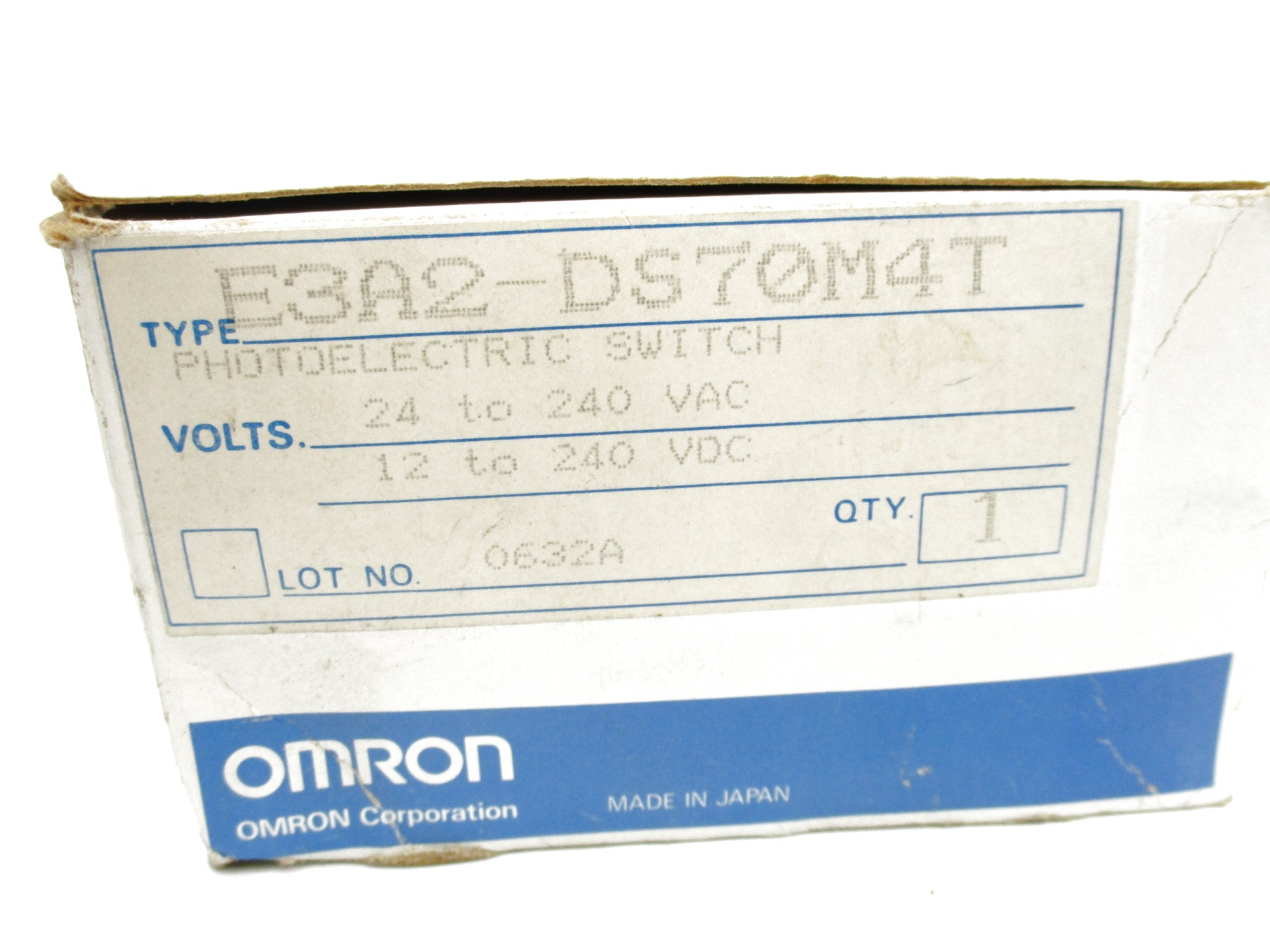 OMRON E3A2-DS70M4T 24-240VAC NSMP