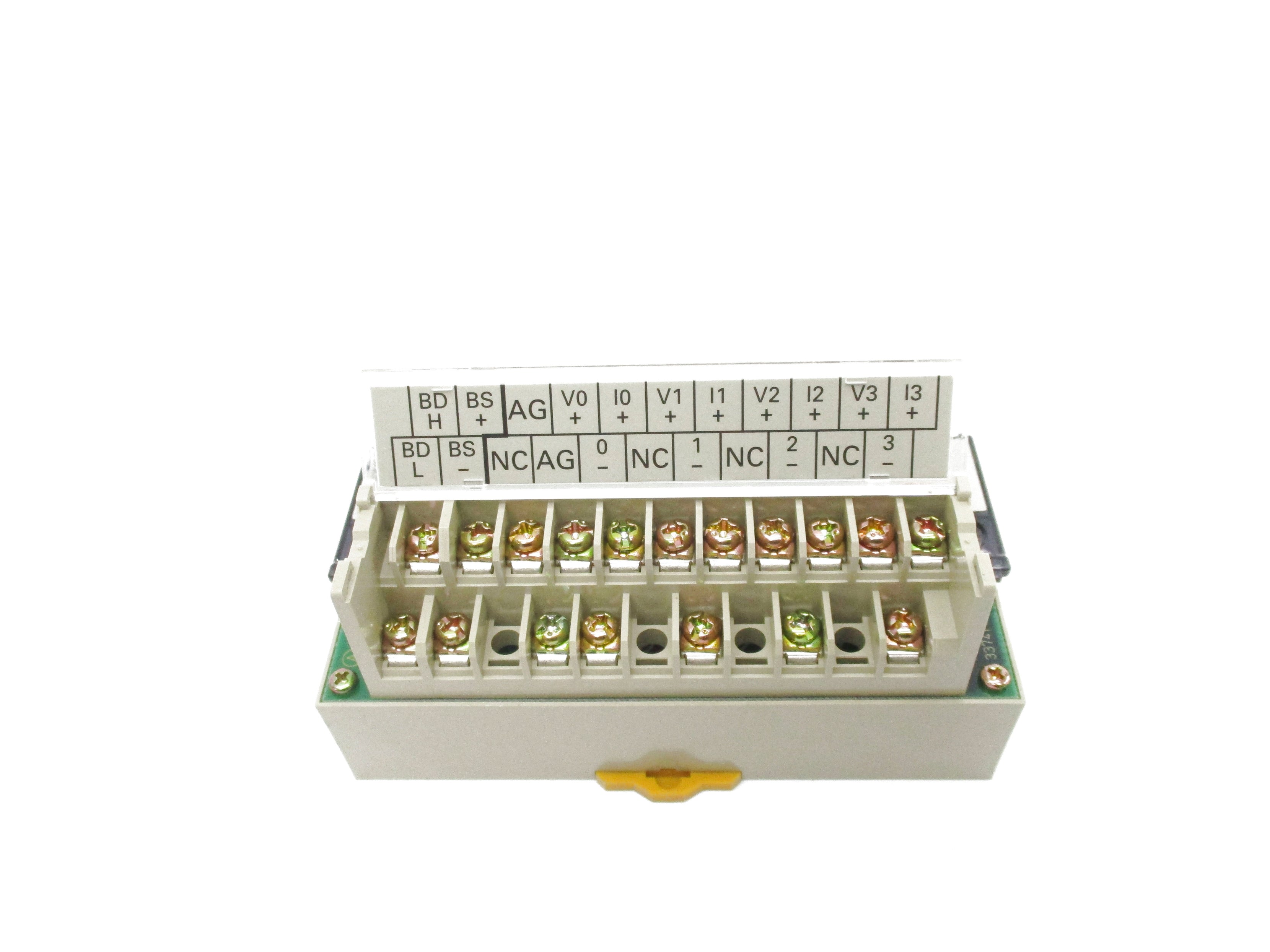 OMRON SRT2-AD04 NSMP