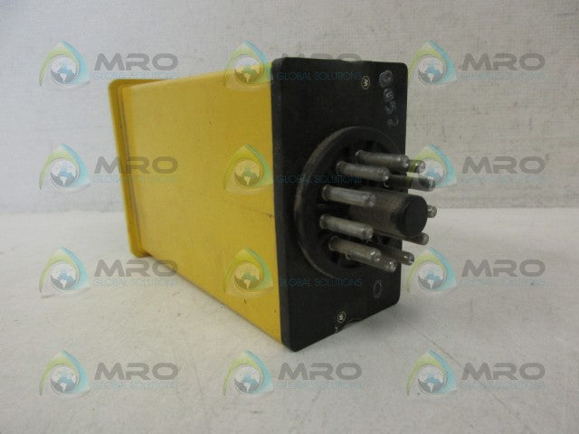 BANNER CM3RA MAXI-AMP AMPLIFIER MODULE *USED*