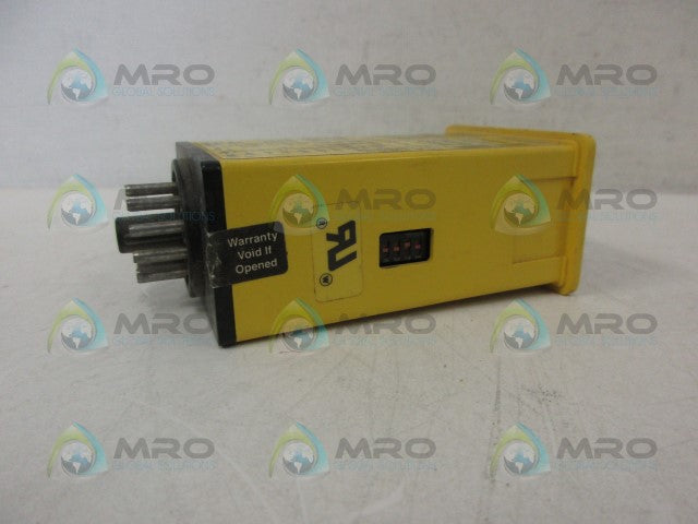 BANNER CM3RA MAXI-AMP AMPLIFIER MODULE *USED*