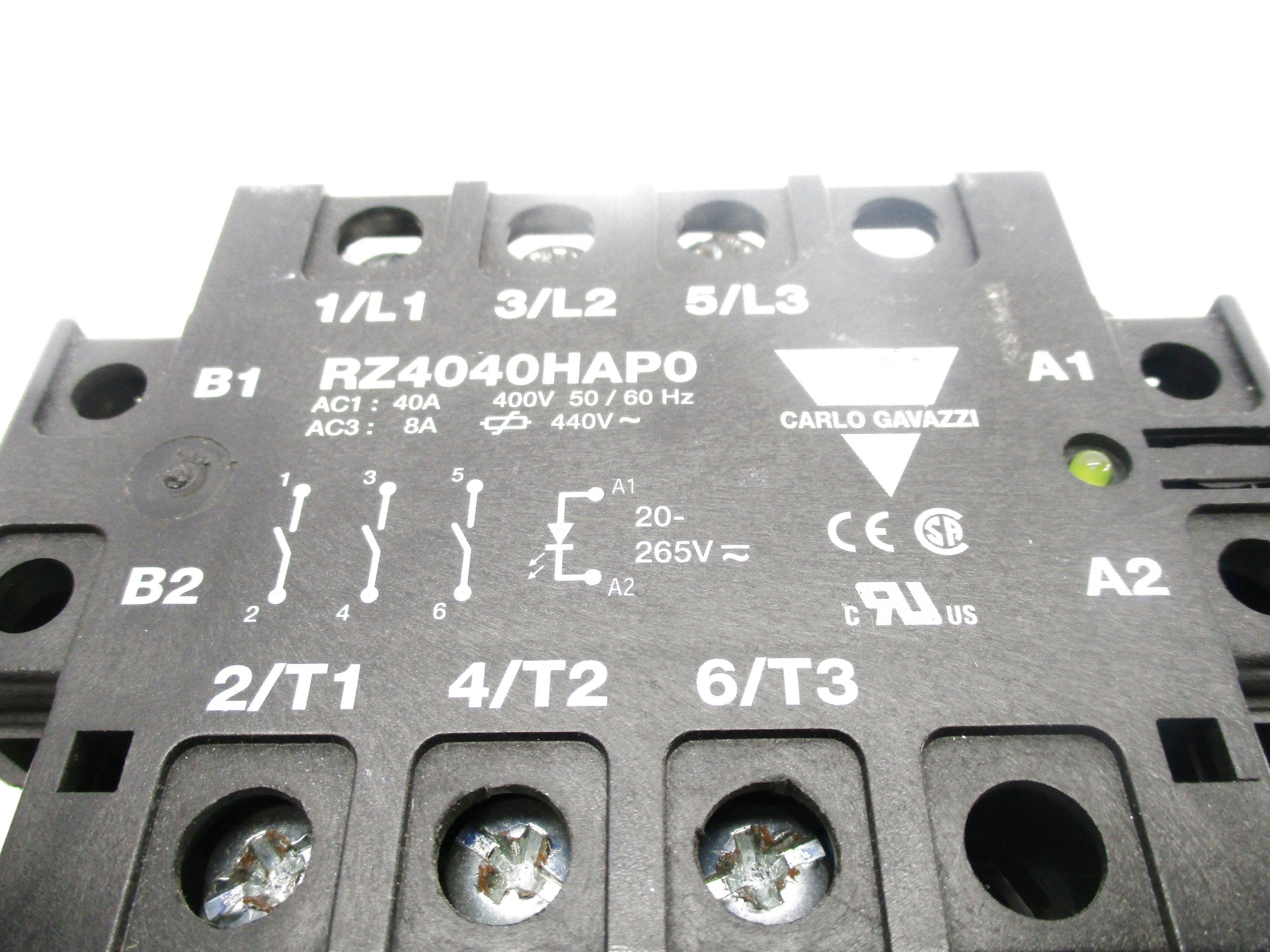 CARLO GAVAZZI RZ4040HAP0 440V 40A NSNP