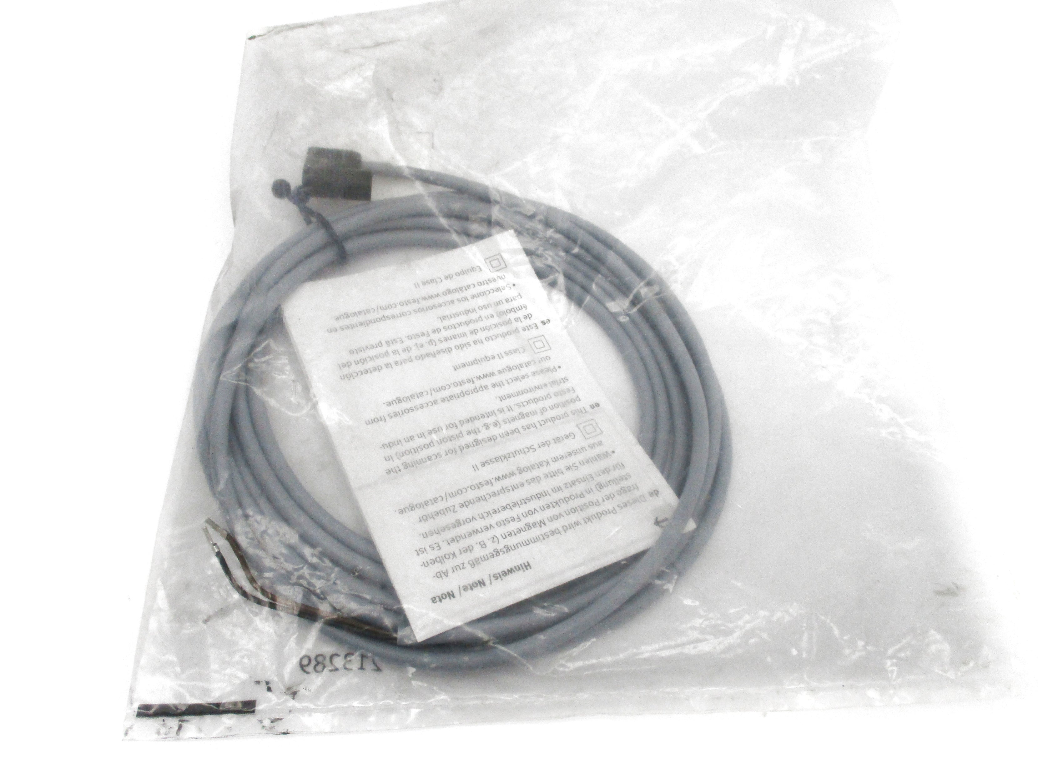 FESTO SMEO-4U-K-LED-230 NSMP