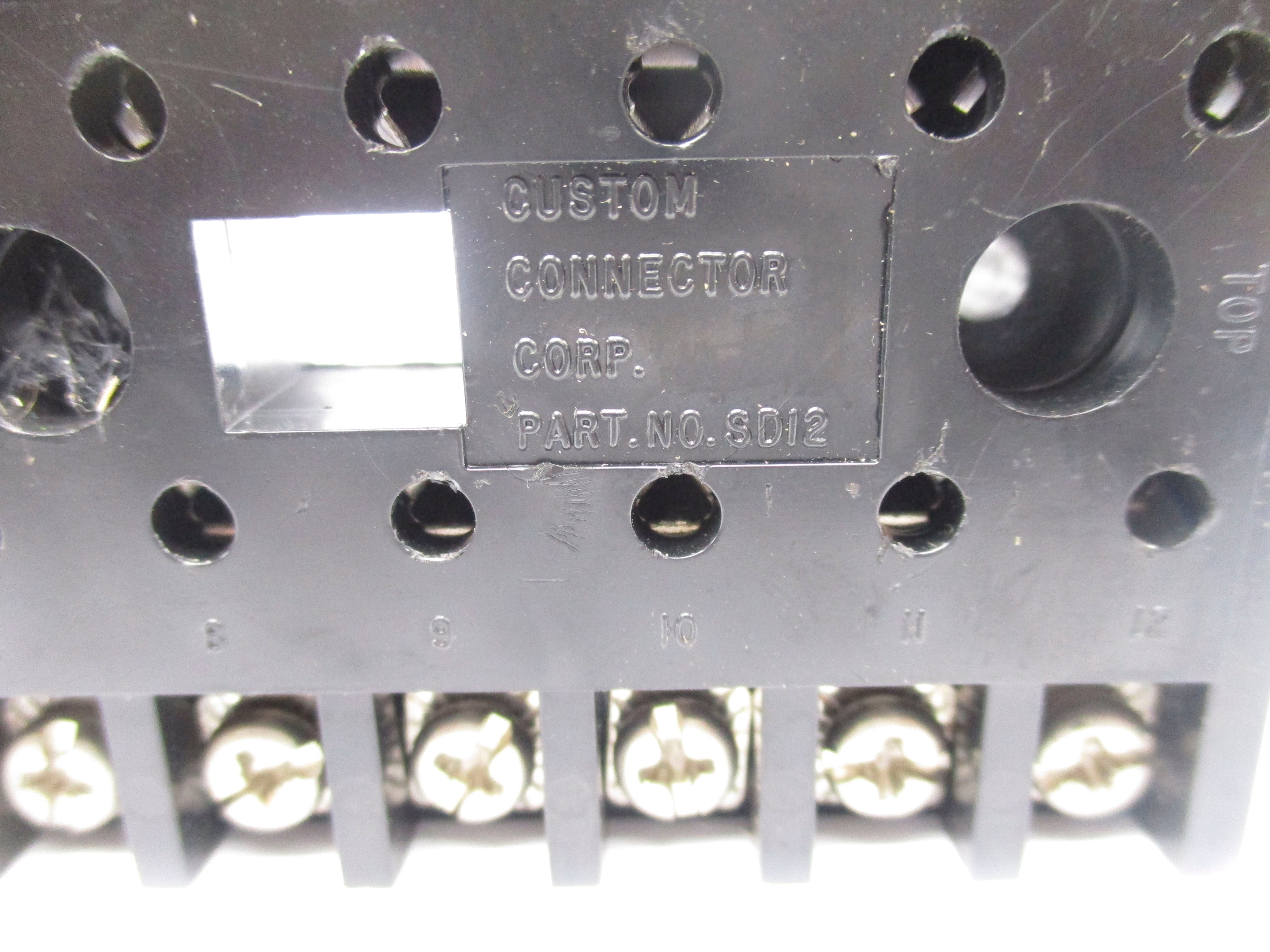 CUSTOM CONNECTOR SD12 (AS PICTURED) NSNP
