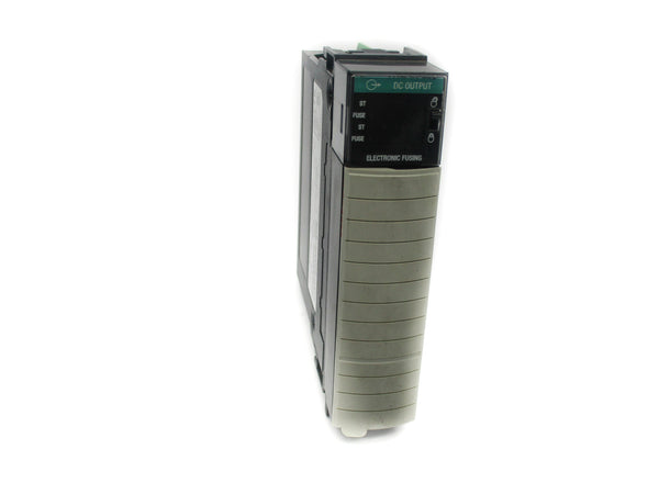 ALLEN BRADLEY 1756-OB16E SER. A F/W 3.3 NSNP