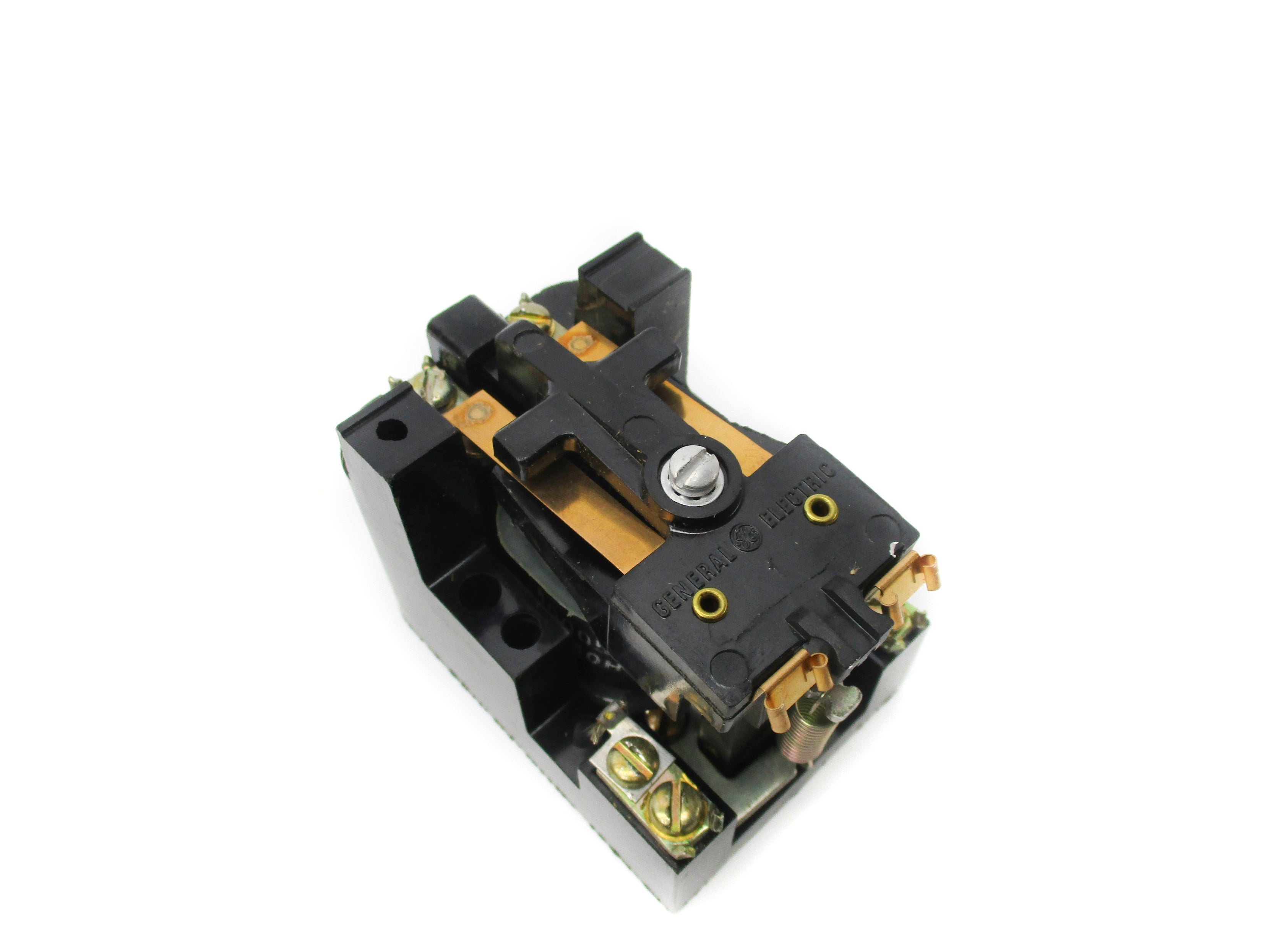 GENERAL ELECTRIC CR2790E100C2 10A 115V NSMP