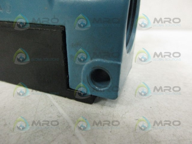 MICROSWITCH BZG1-2RN2 LIMIT SWITCH *USED*