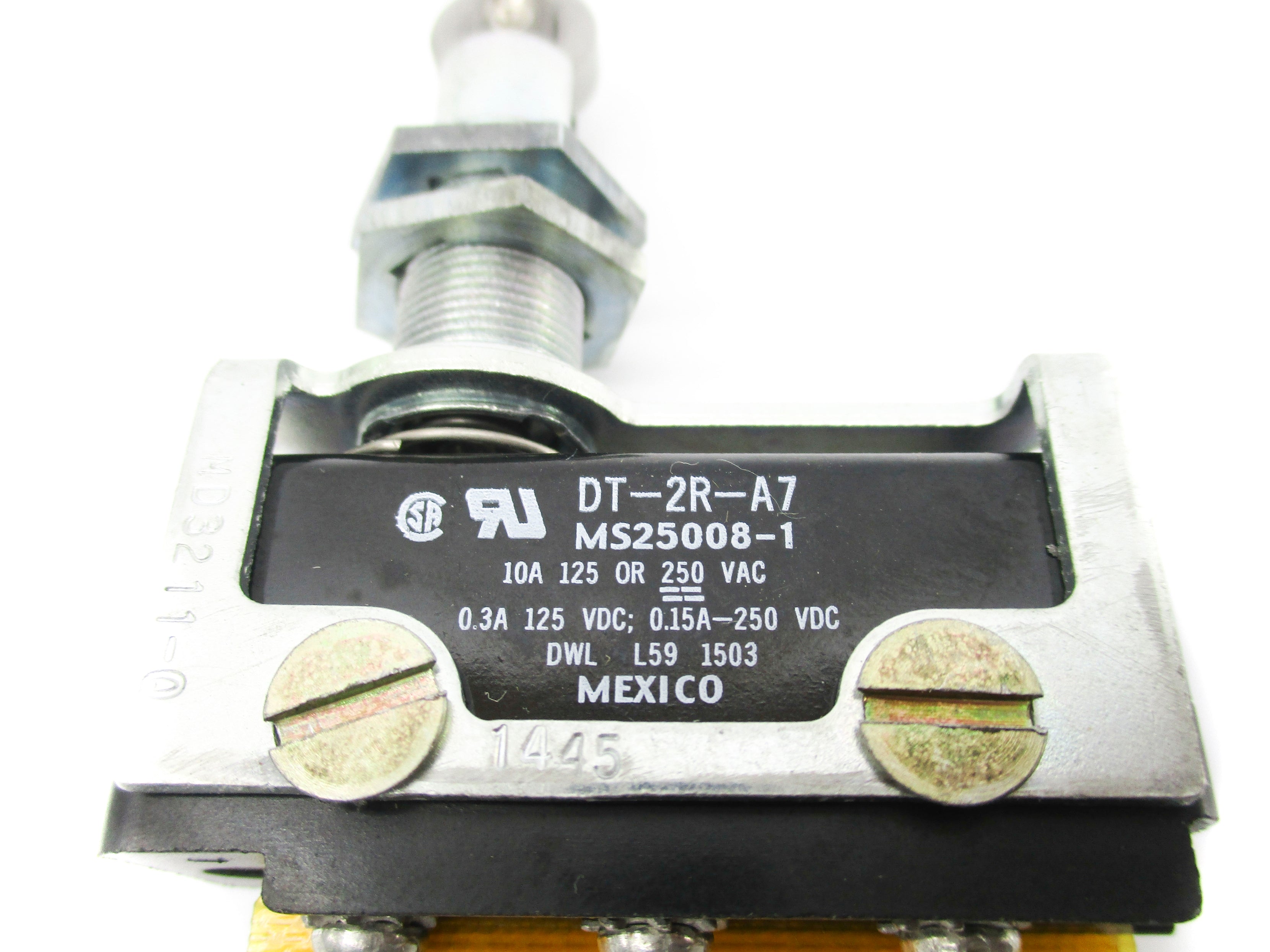 MICROSWITCH DT-2R-A7 (AS PICTURED) NSNP