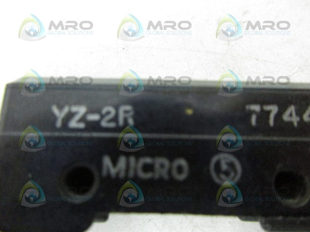 MICROSWITCH YZ-2R LIMIT SWITCH *NEW NO BOX*