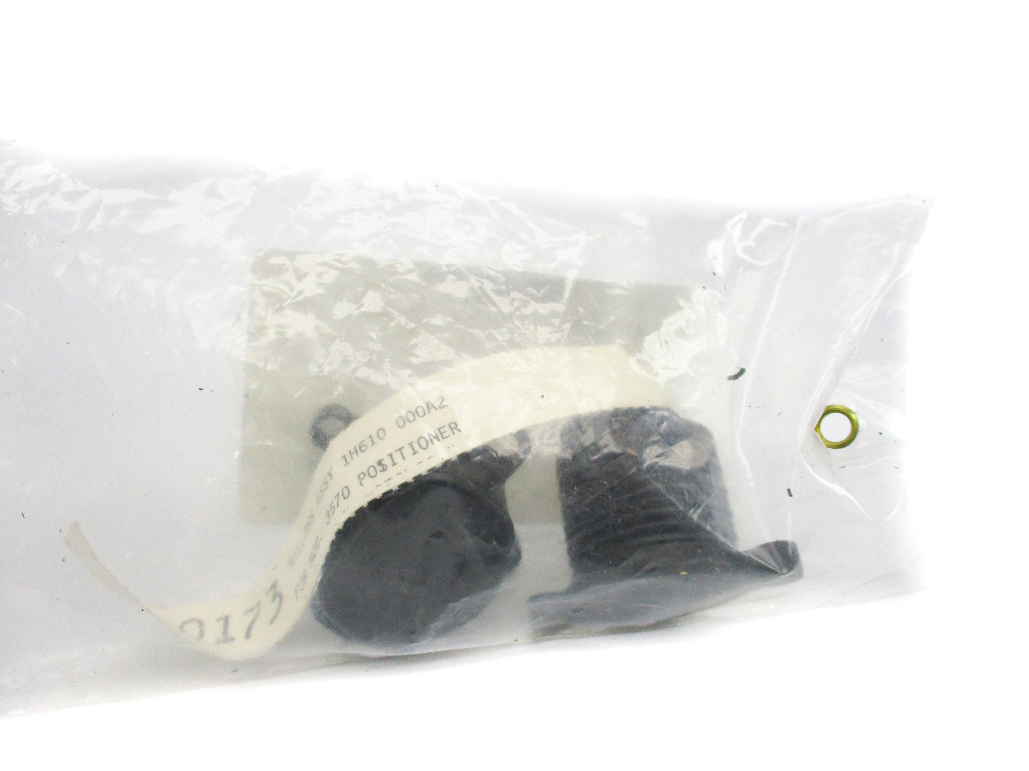 FISHER CONTROLS 1H610000A2 (PKG OF 2) NSMP