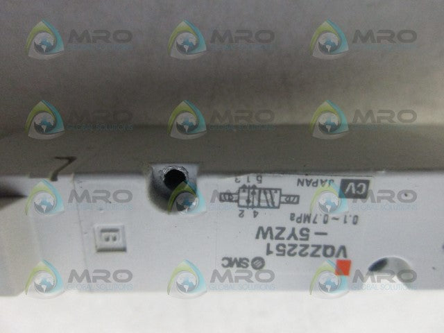 SMC VQZ2251-5YZW SOLENOID VALVE *USED*