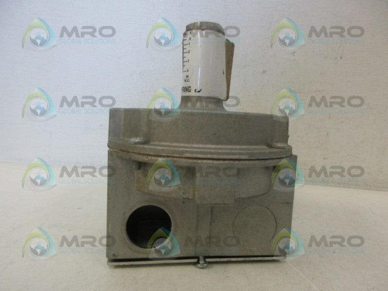 ANTUNES 801111302 JD-2-GREY PRESSURE SWITCH 0.1-4.0" WC  UNMP