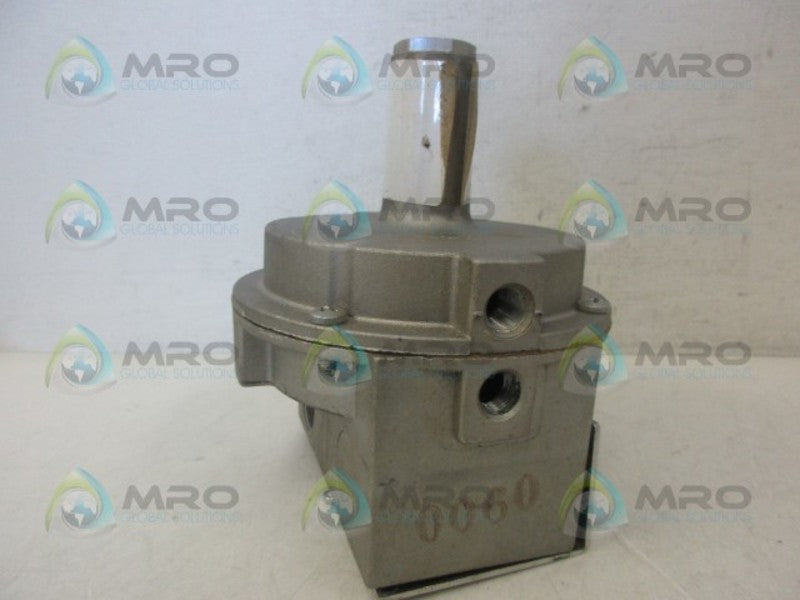 ANTUNES 801111302 JD-2-GREY PRESSURE SWITCH 0.1-4.0" WC  UNMP