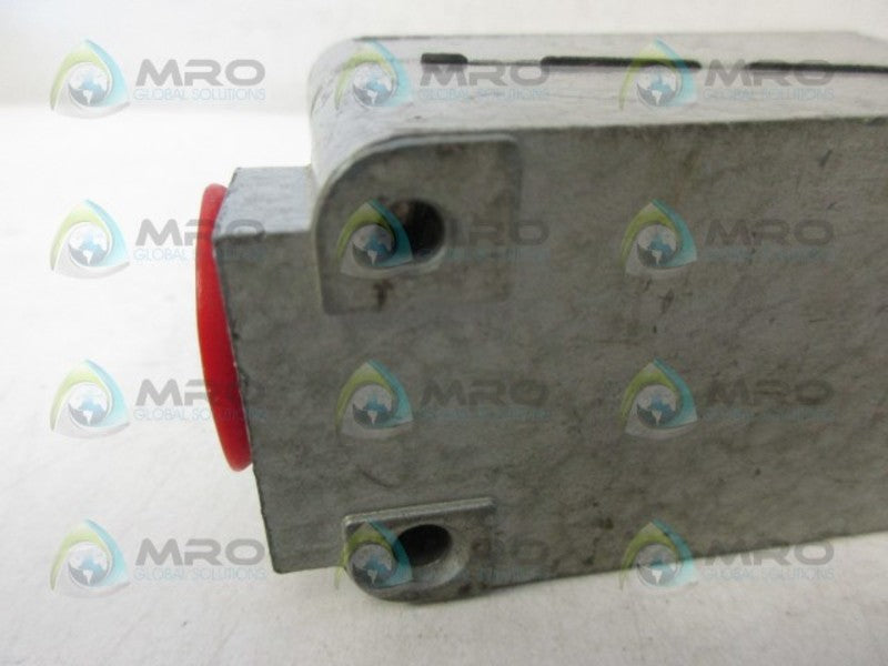 GOULD C4BJK1 LOX SWITCH *USED*