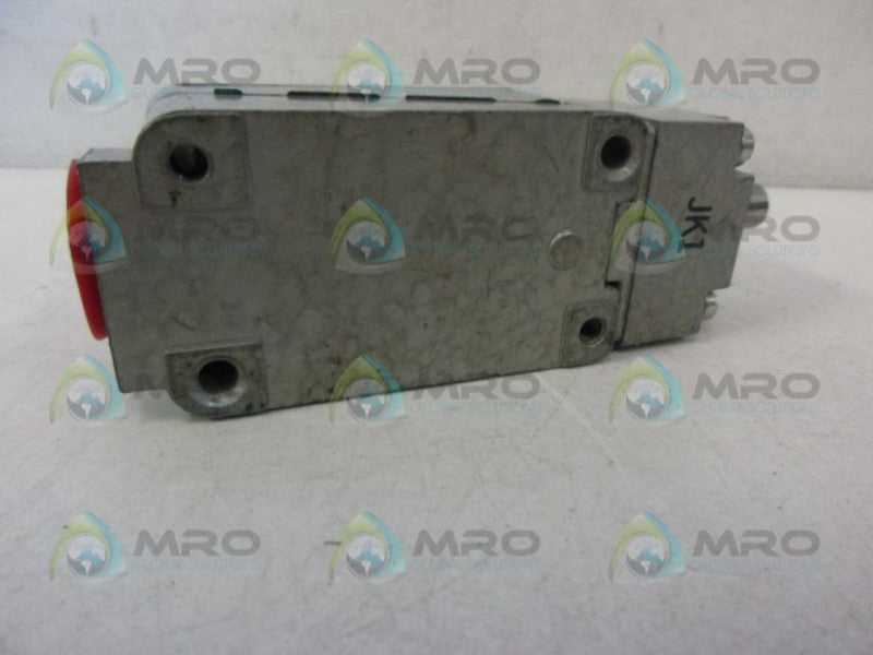 GOULD C4BJK1 LOX SWITCH *USED*