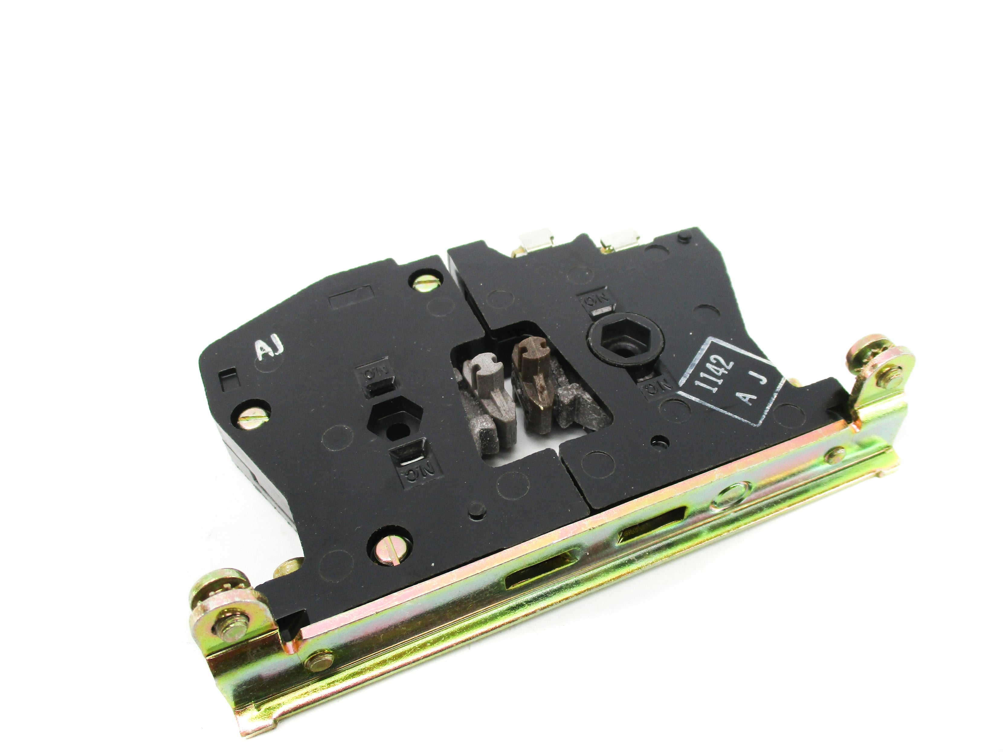 SQUARE D 9999SX8 SER. B 600VAC 6A NSNP