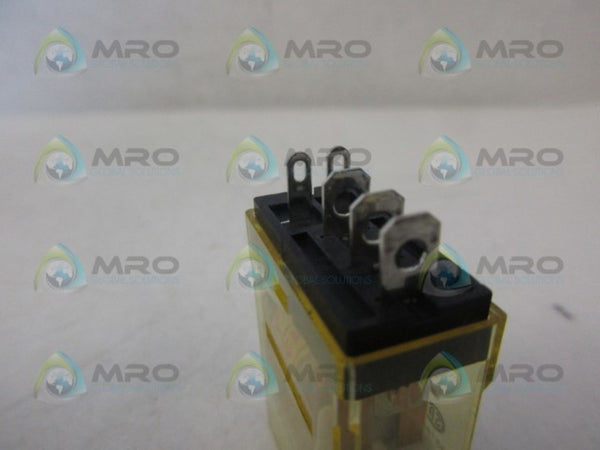 IDEC RH1B-U RELAY 120VAC  UNMP