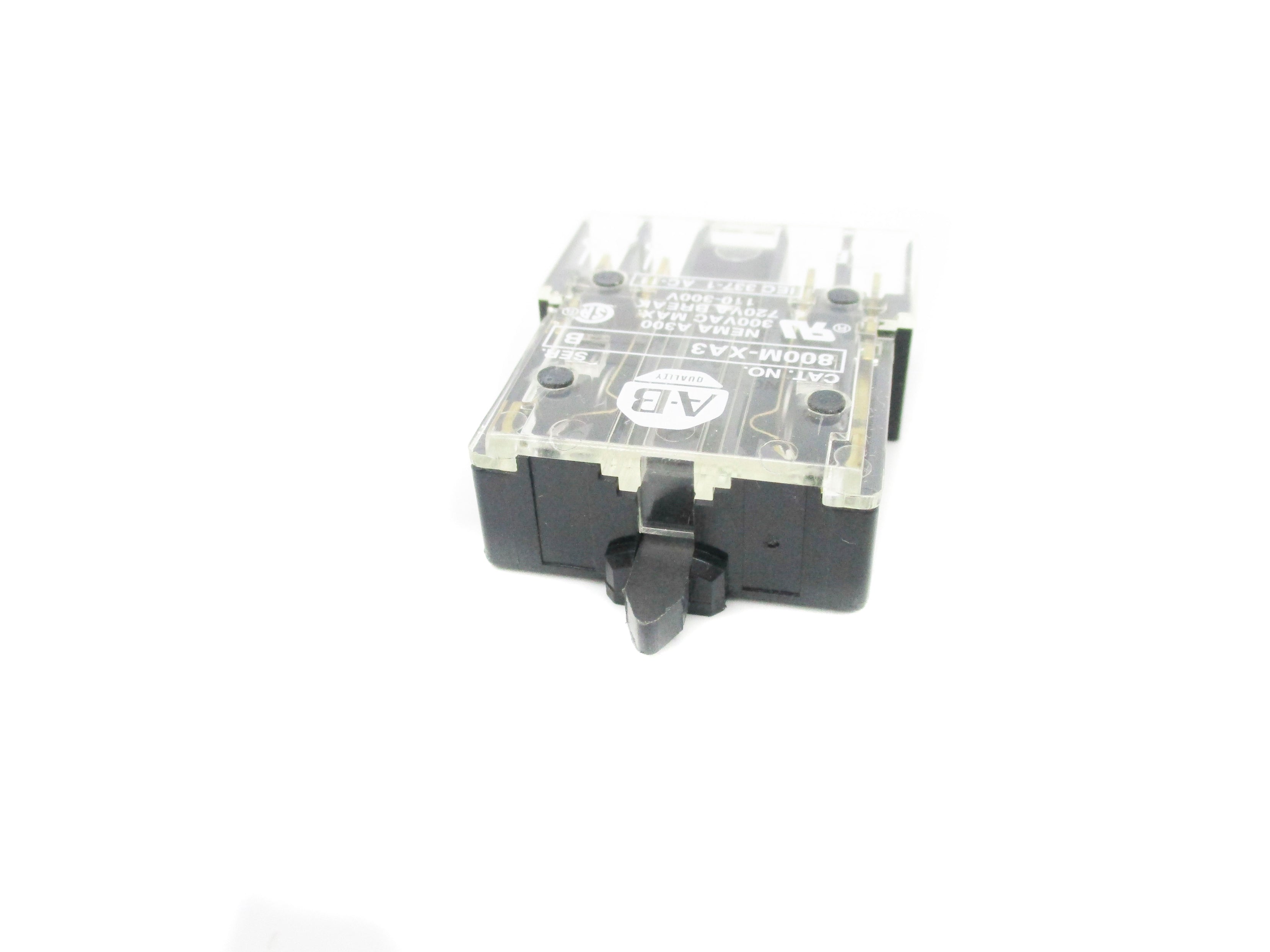 ALLEN BRADLEY 800M-XA3 SER. B (GY/BL) NSMP
