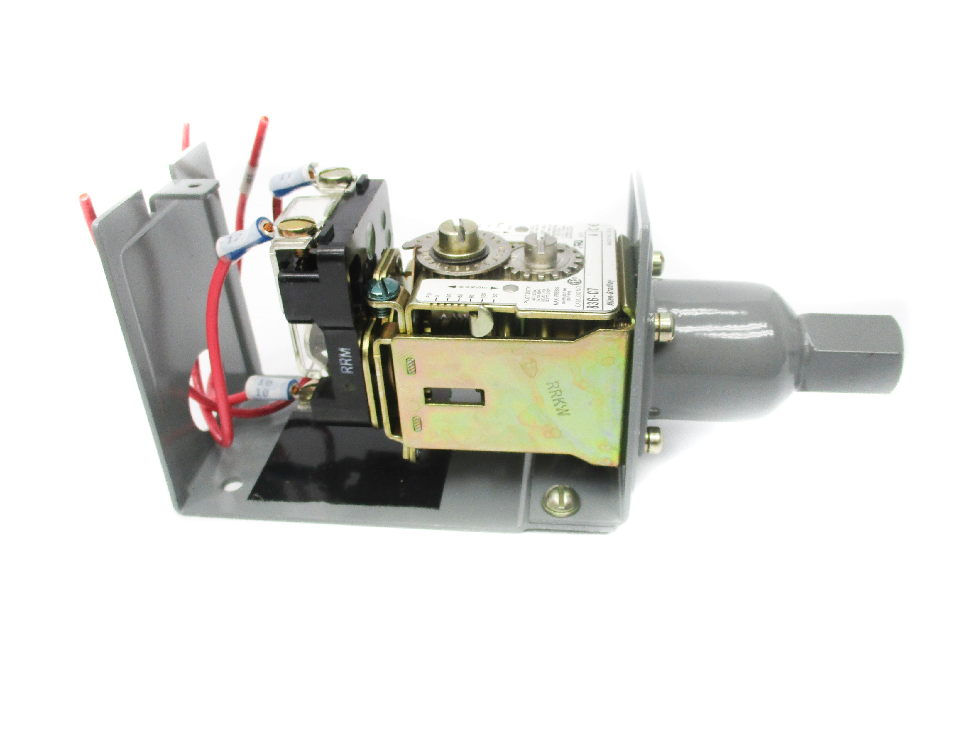 ALLEN BRADLEY 836-C7 SER. A 600V 300PSI (BR/WH) NSMP