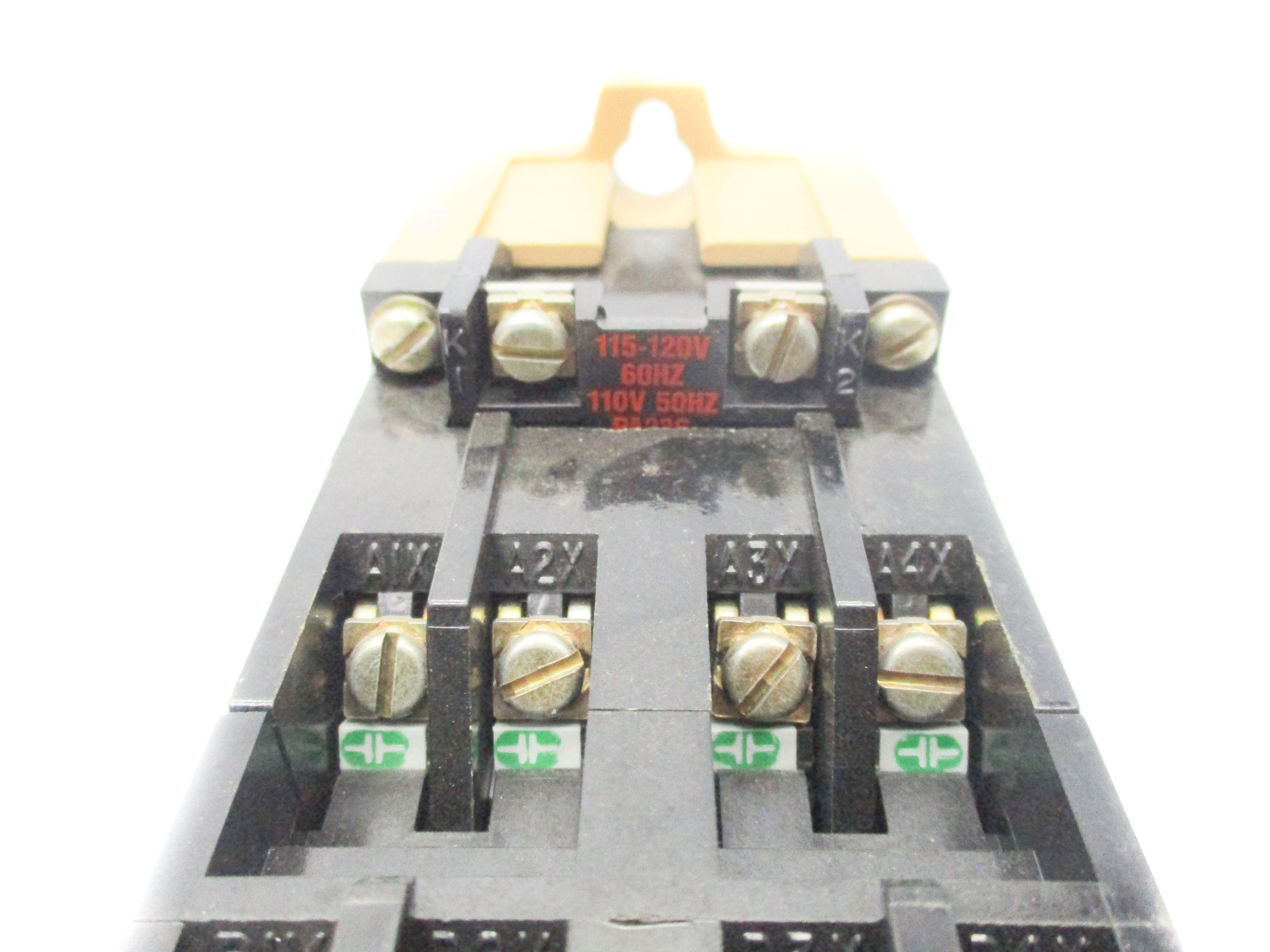 ALLEN BRADLEY 700-P800A1 SER. B 110/115-120V 10A (BK/YL) NSMP