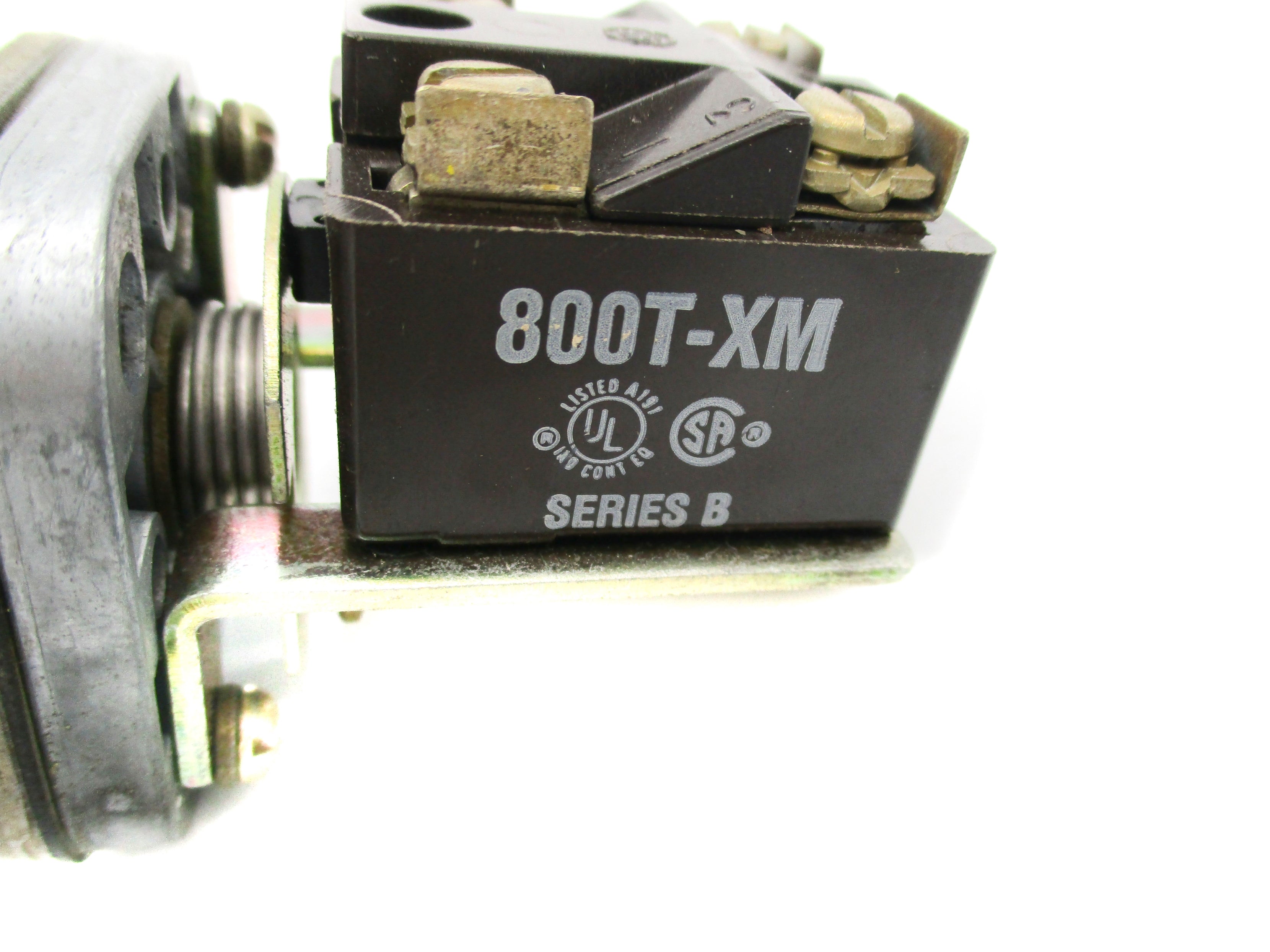 ALLEN BRADLEY 800T-XM SER. B NSNP