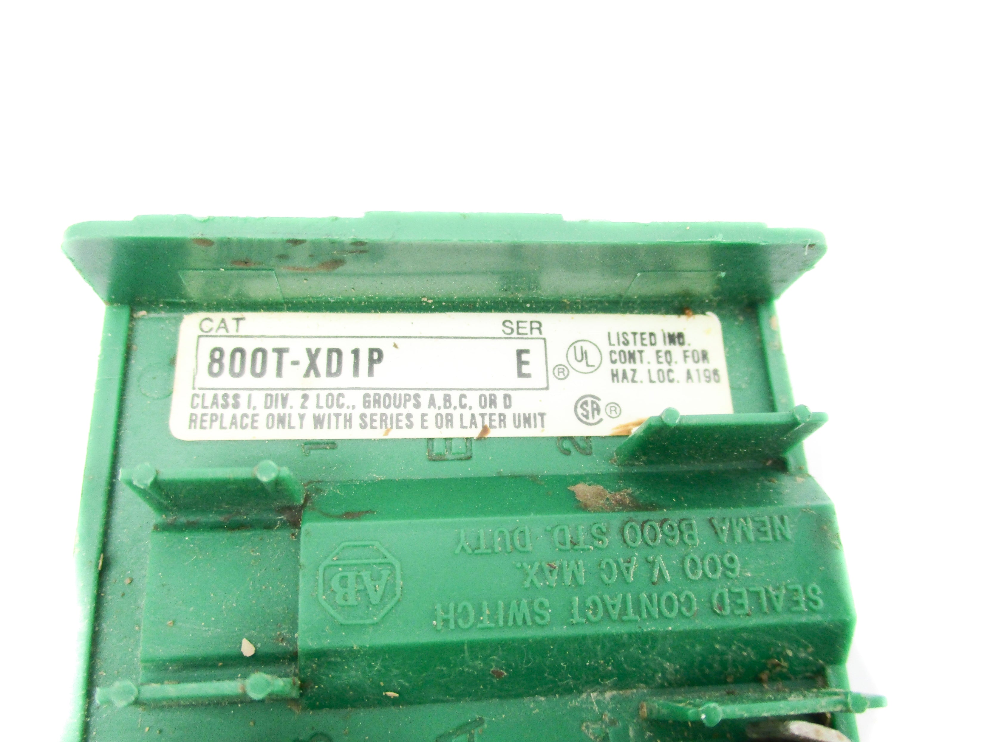 ALLEN BRADLEY 800T-XD1P SER. E UNMP