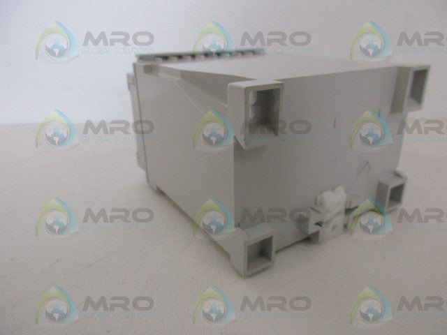 UHLMANN TSG4-VO5 230V-50/60 HZ-4A *NEW NO BOX*