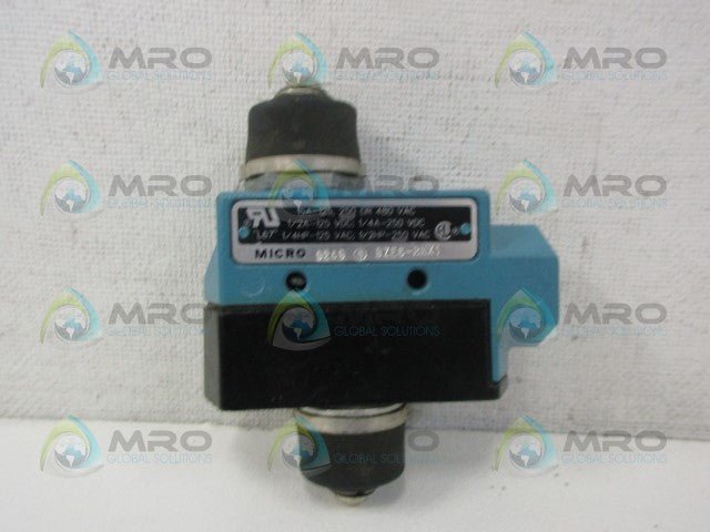 MICROSWITCH BZE6-RNX1 LIMIT SWITCH *NEW NO BOX*