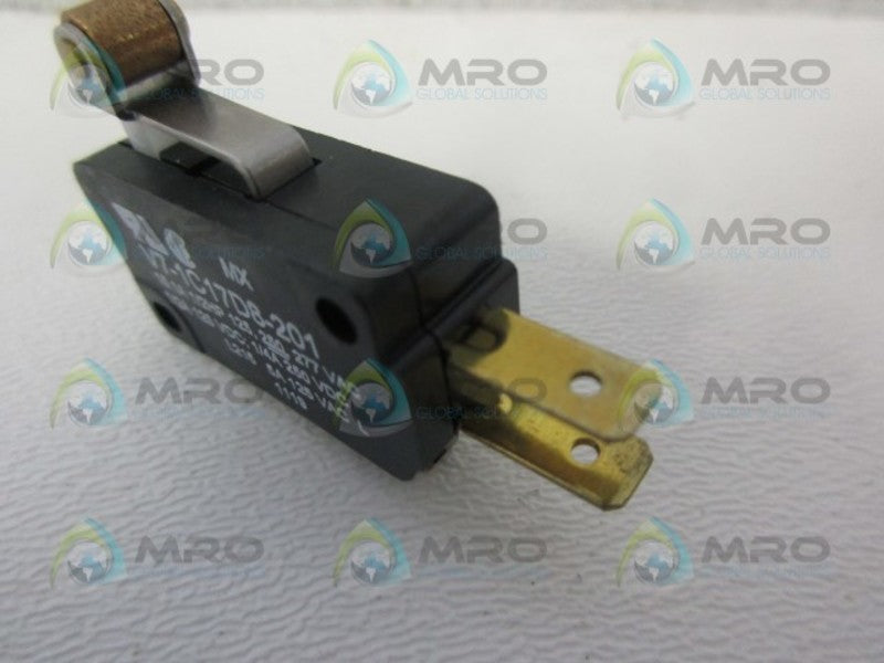 MICRO SWITCH V7-1C17D8-201 SNAP ACTION SWITCH *USED*