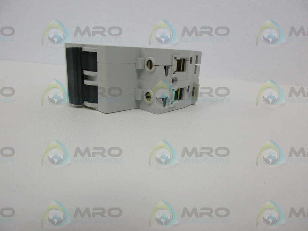 MERLIN GERIN 20545 CIRCUIT BREAKER 10A *NEW IN BOX*