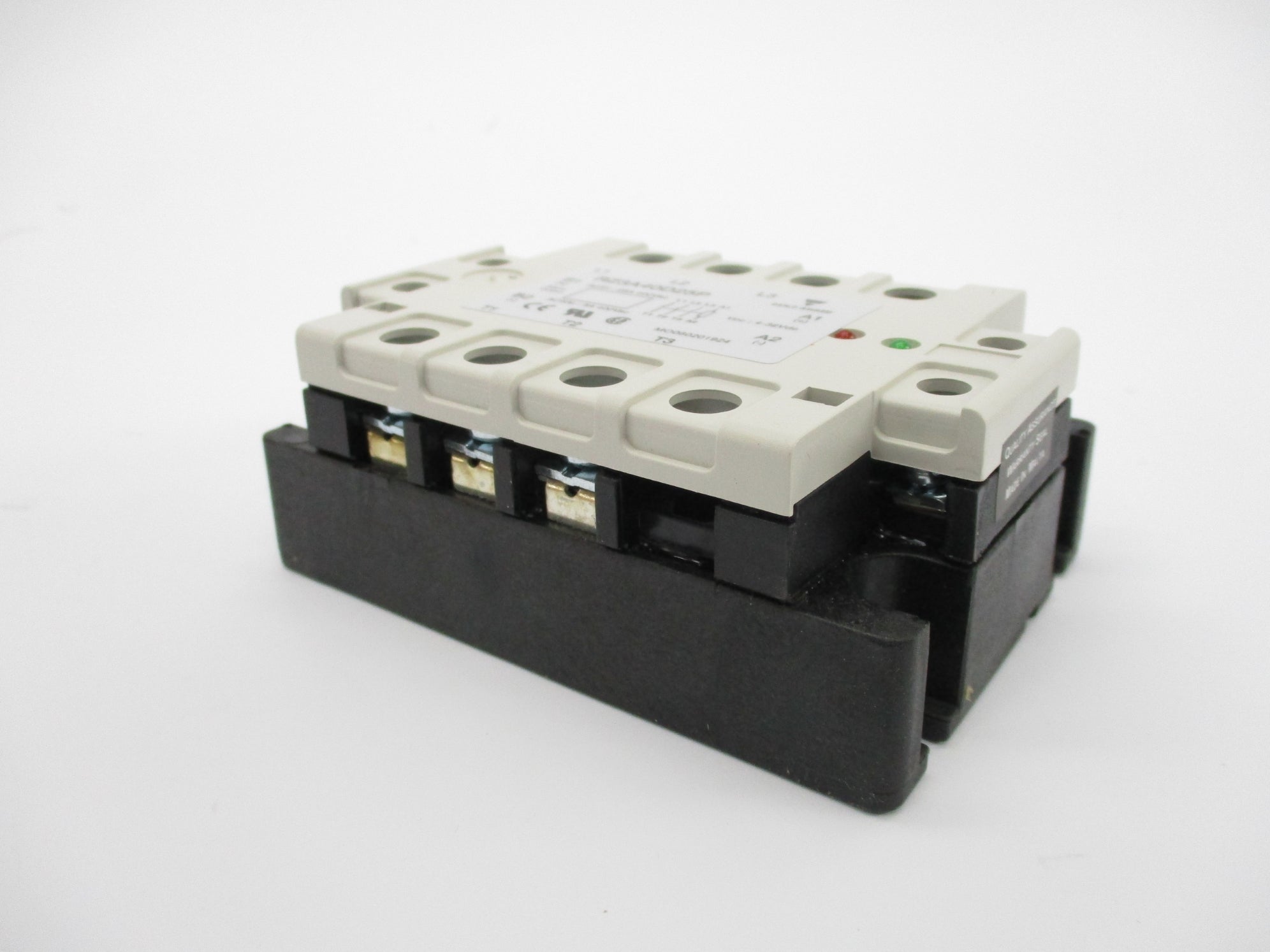 CARLO GAVAZZI RZ3A40D25P 25A 400VDC NSMP