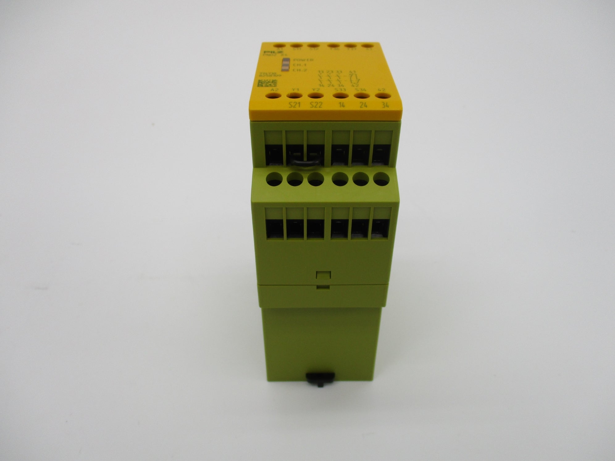 PILZ PNOZX424VDC3N/01N/C 774730 24VDC 8,0A NSNP