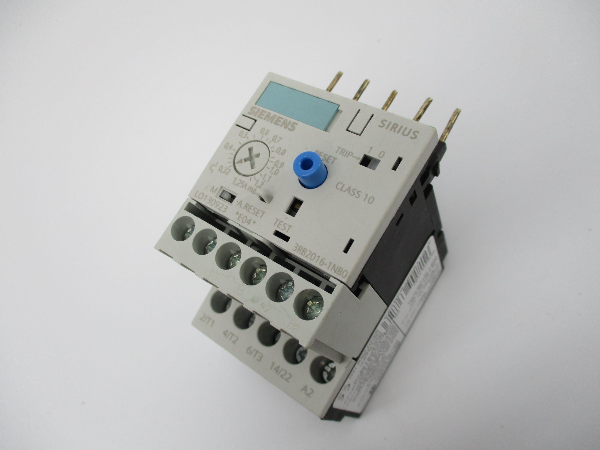 SIEMENS 3RB2016-1NB0 5A 600VAC UNMP