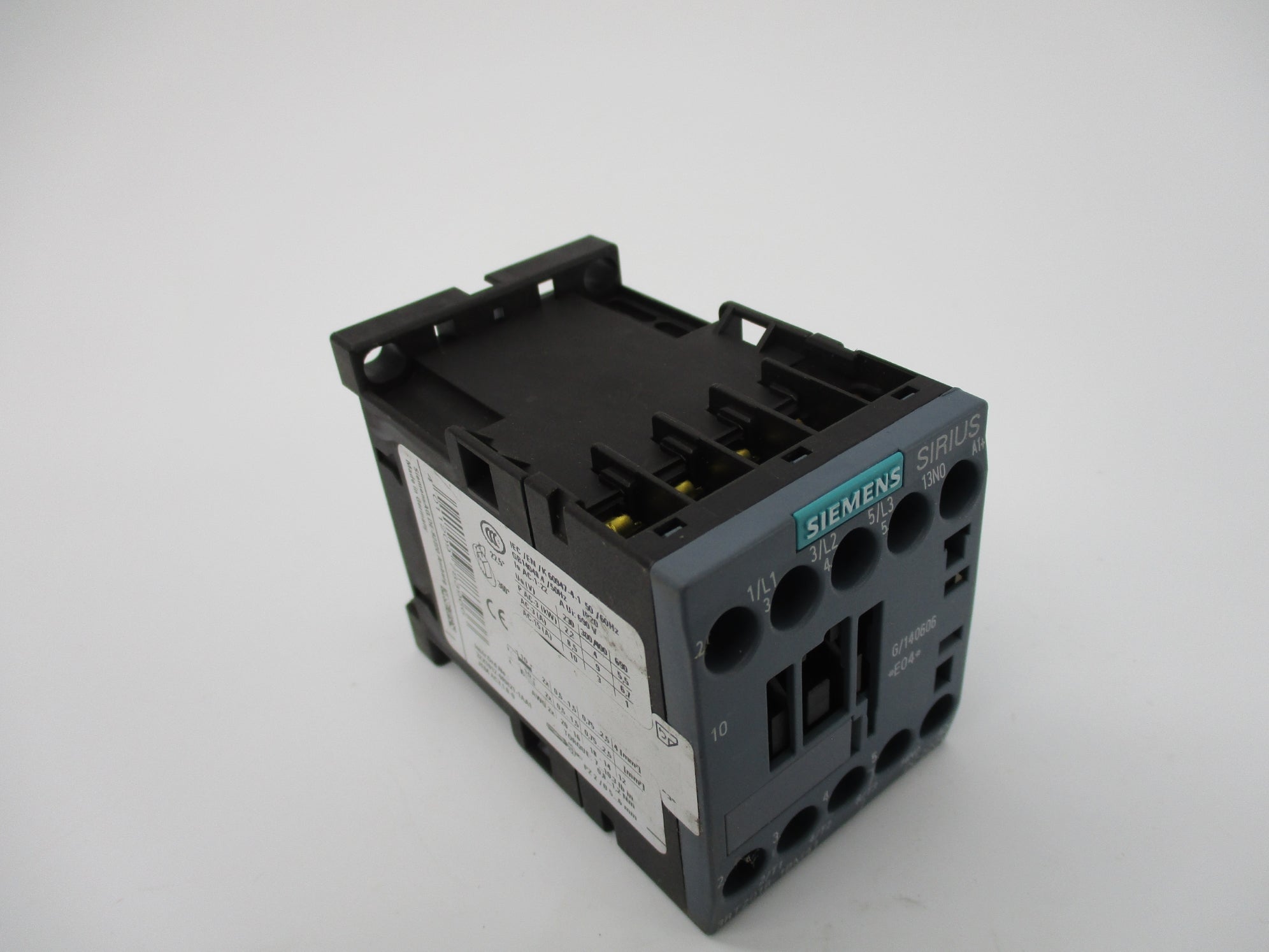 SIEMENS 3RT2016-1BM41 220VDC NSNP
